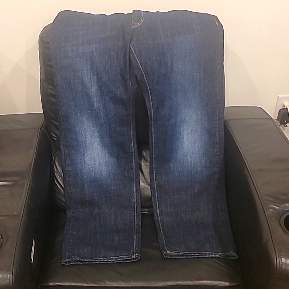 Hugo Boss men’s jeans size 38/32